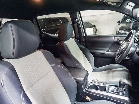 Certified 2021 Toyota Tacoma TRD Sport w/ Technology Package image 19