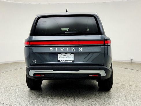 Used 2024 Rivian R1S Adventure Dual AWD/4WD image 6