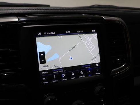 Used 2018 RAM 2500 Laramie w/ Sport Appearance Group AWD/4WD image 28