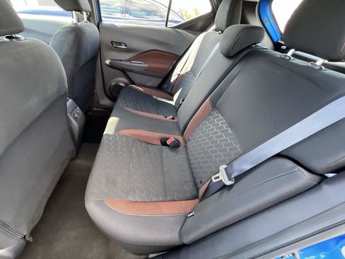 Used 2023 Nissan Kicks SR image 29