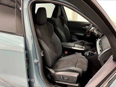 Used 2025 BMW X1 M35i w/ Premium Package image 10