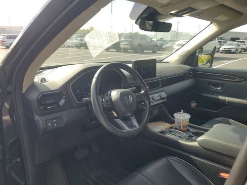 Used 2023 Honda Pilot Elite image 18