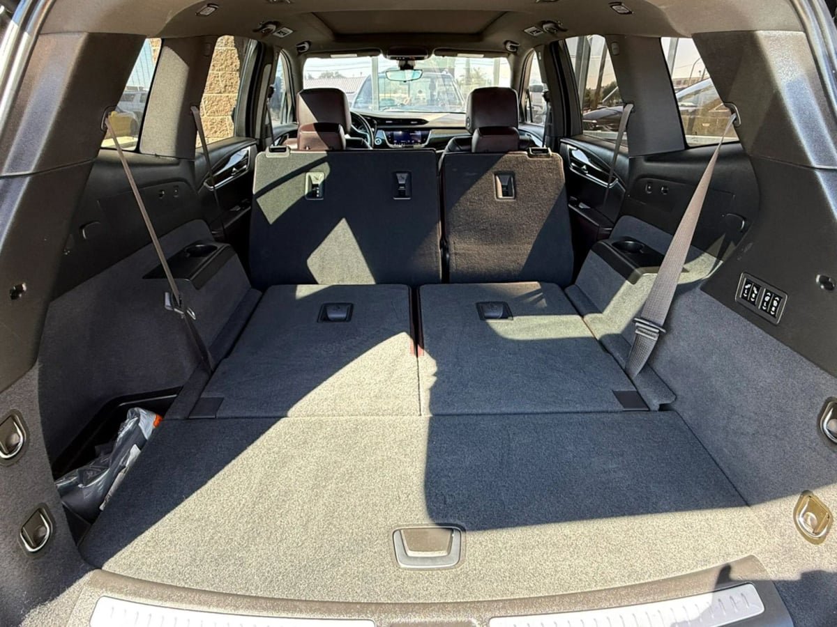Used 2020 Cadillac XT6 Premium Luxury FWD image 31