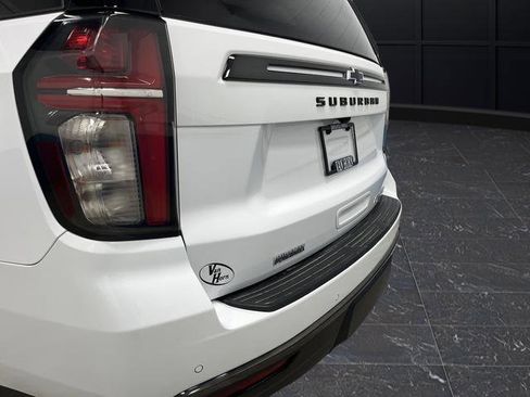 Used 2021 Chevrolet Suburban RST image 33