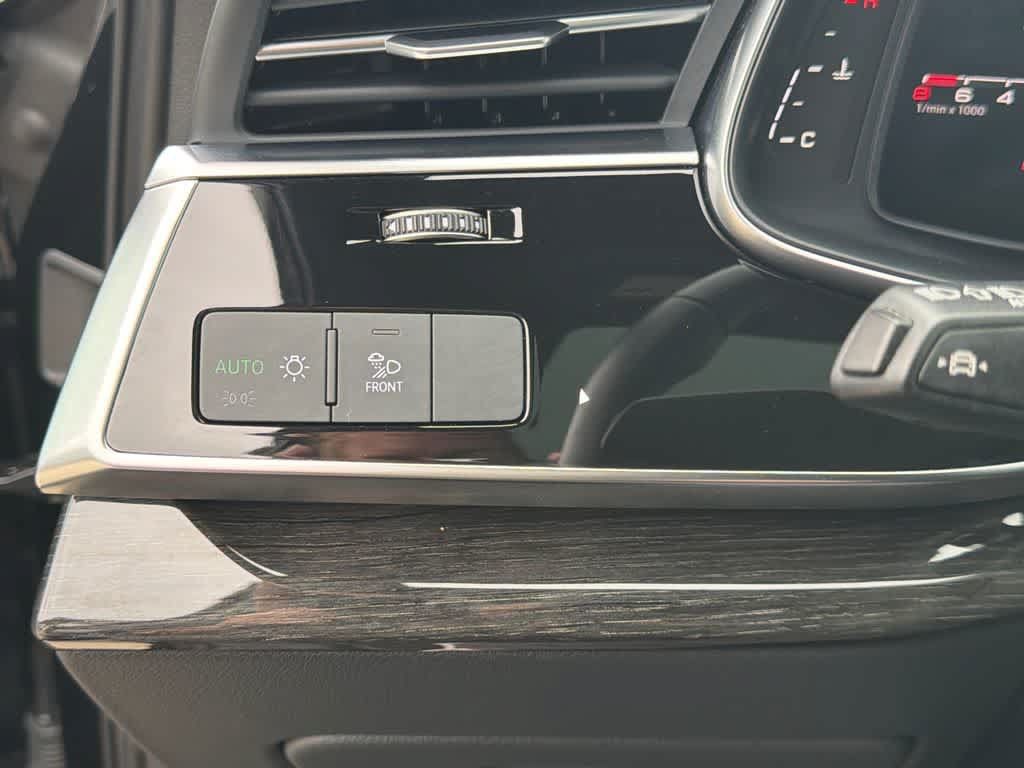 Used 2025 Audi Q7 3.0T Premium Plus AWD/4WD image 30