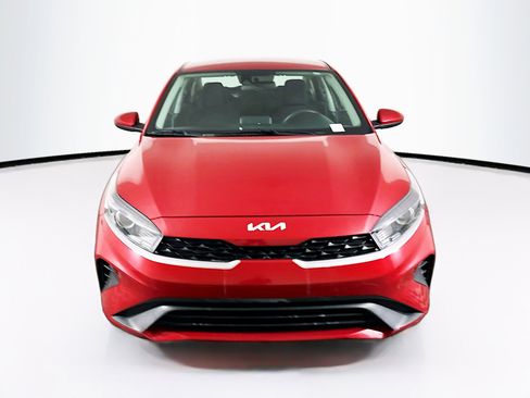 Used 2024 Kia Forte LXS image 2