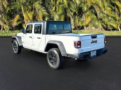 New 2026 Jeep Gladiator Sport image 3