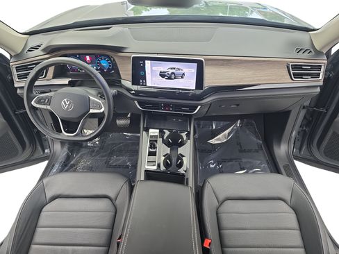 Used 2026 Volkswagen Atlas SEL AWD/4WD image 9