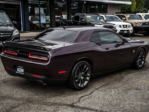 Used 2022 Dodge Challenger R/T Scat Pack RWD image 16