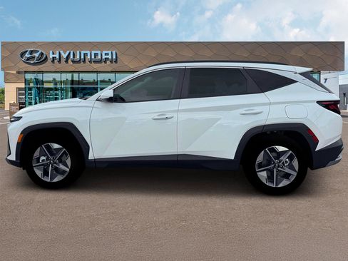 New 2026 Hyundai Tucson SEL FWD image 3