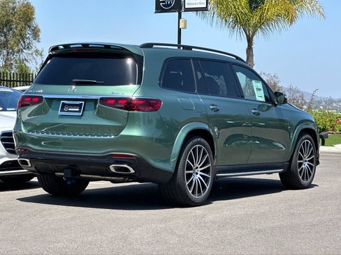 New 2026 Mercedes-Benz GLS 580 4MATIC image 3