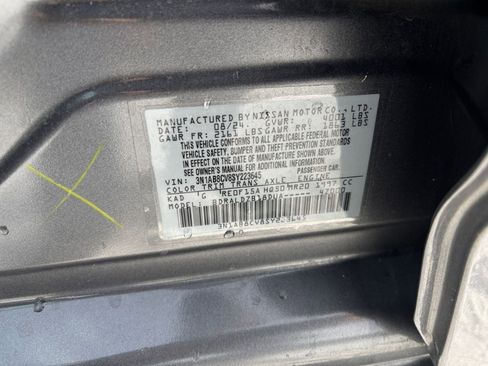 Used 2025 Nissan Sentra SV image 27