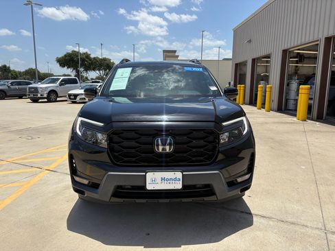 Certified 2023 Honda Passport Elite image 3