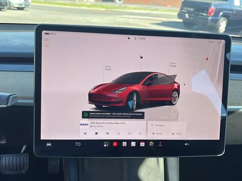 Used 2022 Tesla Model 3 RWD image 16
