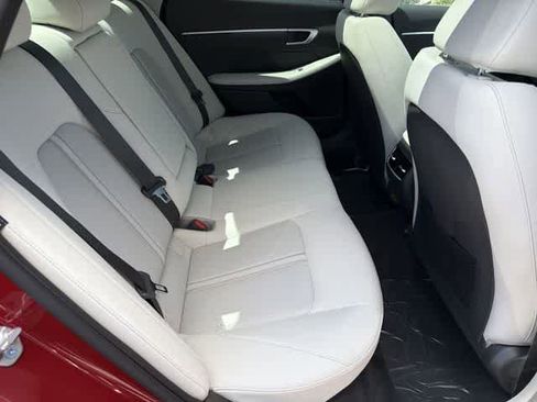 New 2026 Hyundai Sonata SEL FWD image 18