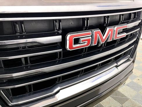 Used 2023 GMC Yukon AT4 w/ AT4 Premium Plus Package image 24