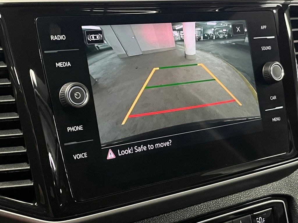 Used 2023 Volkswagen Atlas SE w/ Panoramic Sunroof Package FWD image 31