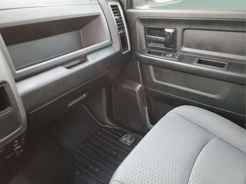 Used 2018 RAM 1500 Express image 21