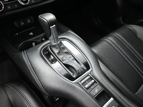 Certified 2026 Honda HR-V EX-L image 31