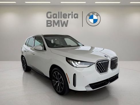 Used 2025 BMW X3 xDrive30 w/ Convenience Package AWD/4WD image 4