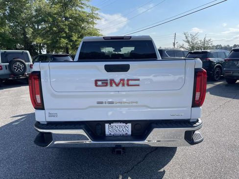 Used 2025 GMC Sierra 1500 SLT RWD image 4