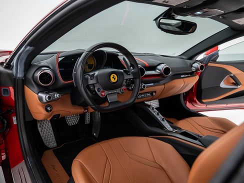 Used 2019 Ferrari 812 Superfast image 16