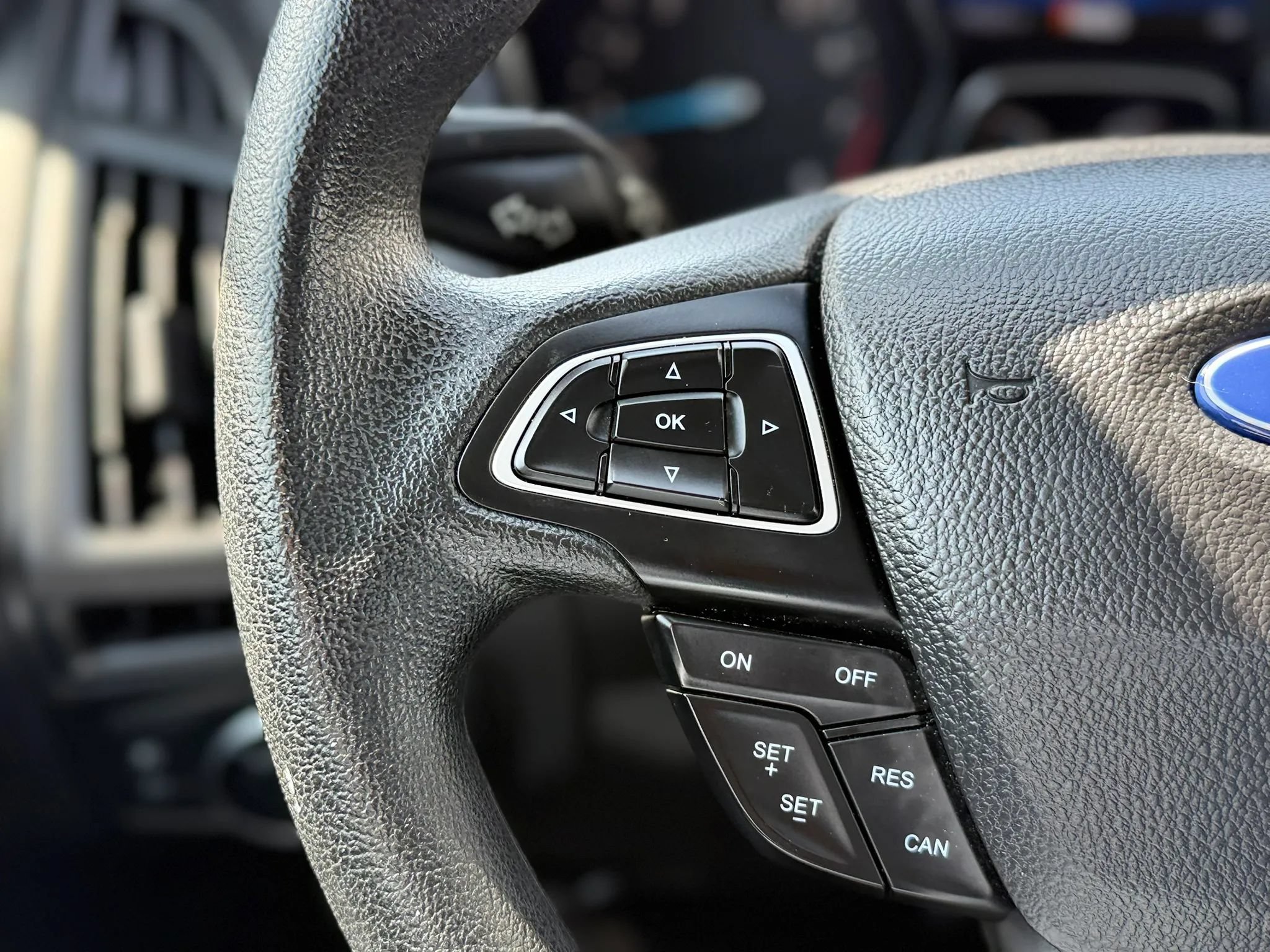 Used 2018 Ford Focus SEL FWD image 28