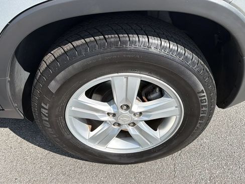 Used 2018 Chevrolet Trax LT w/ LT Convenience Package AWD/4WD image 12