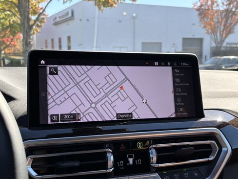 Certified 2025 BMW X4 xDrive30i image 25