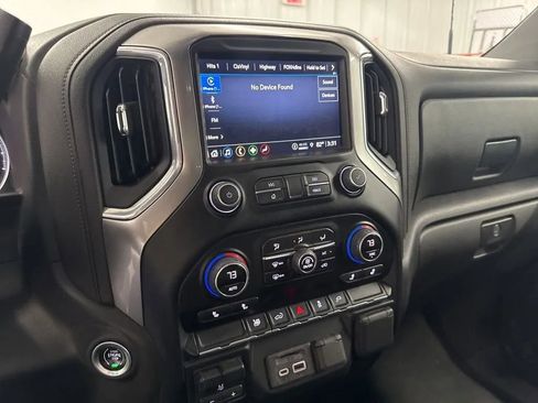 Used 2022 Chevrolet Silverado 3500 LT image 9