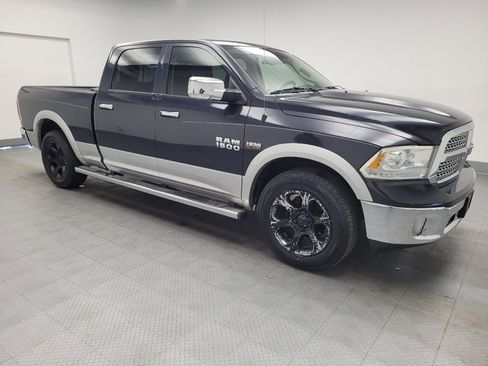 Used 2014 RAM 1500 Laramie w/ Convenience Group image 11