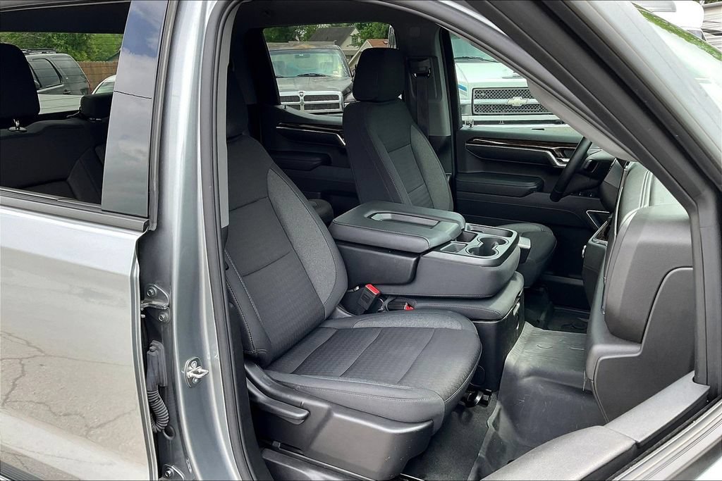 Used 2024 GMC Sierra 1500 Elevation w/ LPO, Elevation Black Package RWD image 15