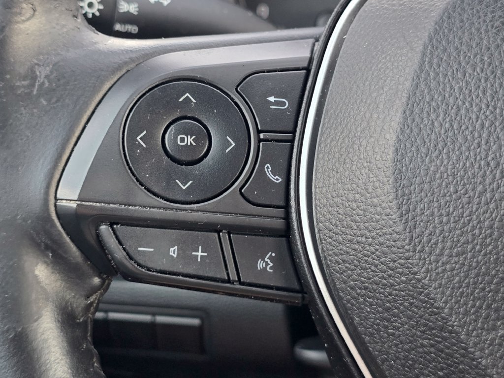 Certified 2024 Toyota Corolla SE FWD image 32