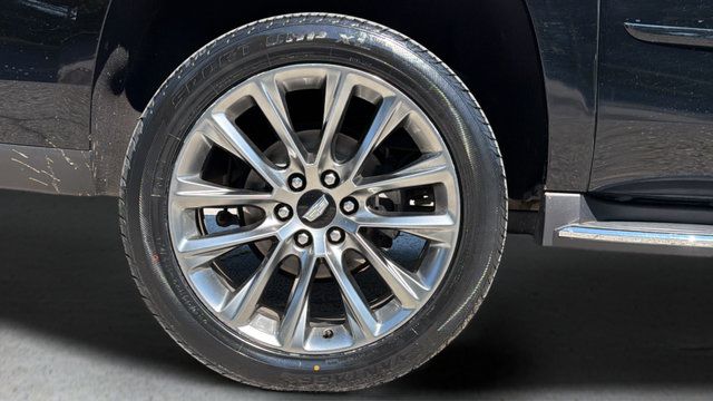 Used 2020 Cadillac Escalade ESV Premium Luxury w/ Escalade Sport Edition AWD/4WD image 45