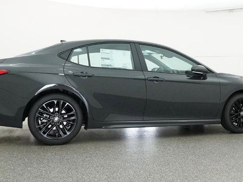 New 2026 Toyota Camry SE FWD image 5