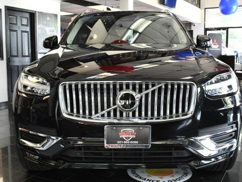 Used 2023 Volvo XC90 B6 Plus AWD/4WD image 2