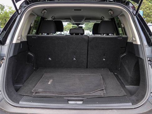 Used 2023 Nissan Rogue SV FWD image 26
