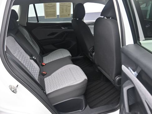 Used 2025 Volkswagen Tiguan S FWD image 27