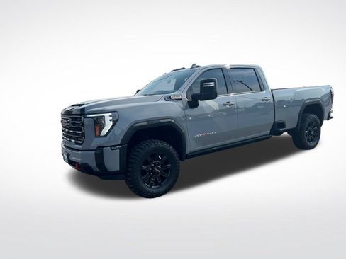 Used 2025 GMC Sierra 3500 AT4 w/ AT4 Premium Plus Package AWD/4WD image 8