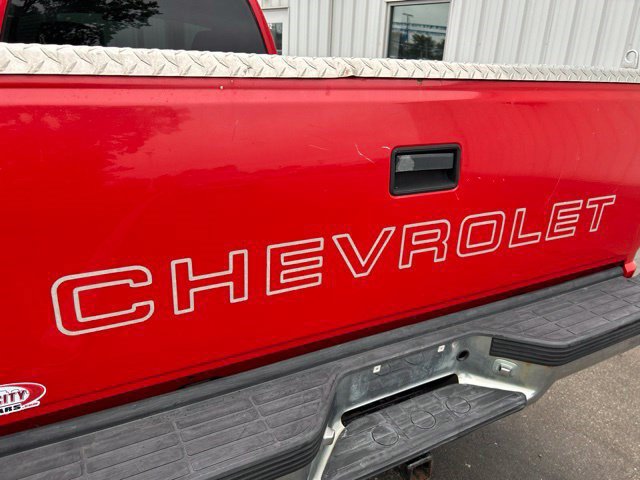 Used 1998 Chevrolet Silverado 2500 2WD Regular Cab w/ Comfort & Convenience Pkg image 27