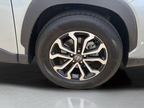 Used 2025 Toyota Corolla Cross AWD Hybrid image 28