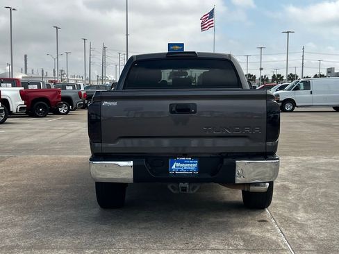 Used 2015 Toyota Tundra SR5 w/ SR5 Upgrade Package image 21