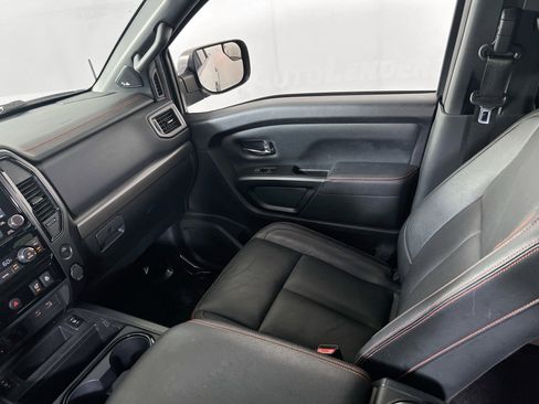 Used 2021 Nissan Titan PRO-4X w/ Pro-4x Convenience Package image 21