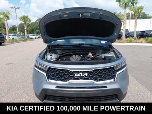 Certified 2023 Kia Sorento LX FWD image 9