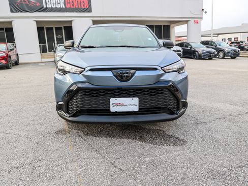 Used 2024 Toyota Corolla Cross AWD Hybrid image 3