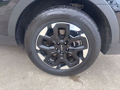 Used 2024 Kia Sorento S FWD image 33