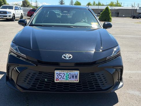Certified 2026 Toyota Camry SE FWD image 42