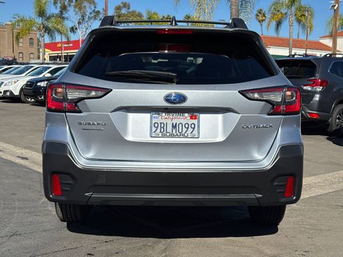 Certified 2022 Subaru Outback Premium image 9