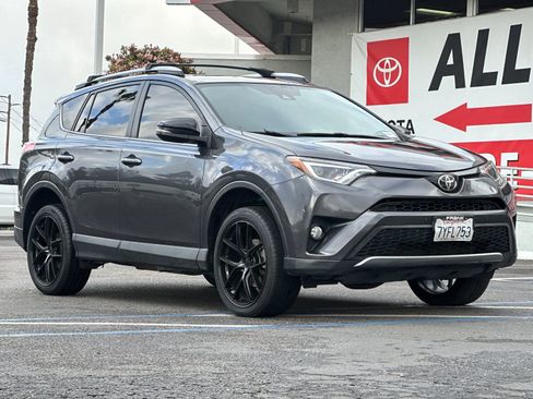 Used 2017 Toyota RAV4 SE w/ Power Special Value Package image 8