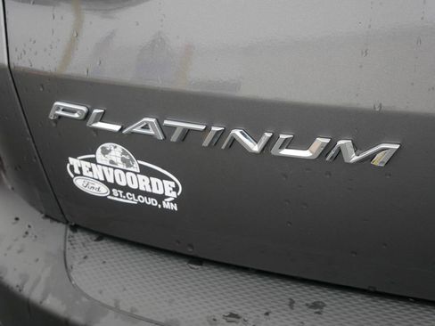 Certified 2024 Ford Escape Platinum image 21